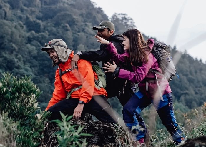 Kenali Penyebab Dan Cara Mengatasi Serangan Panik Saat Naik Gunung